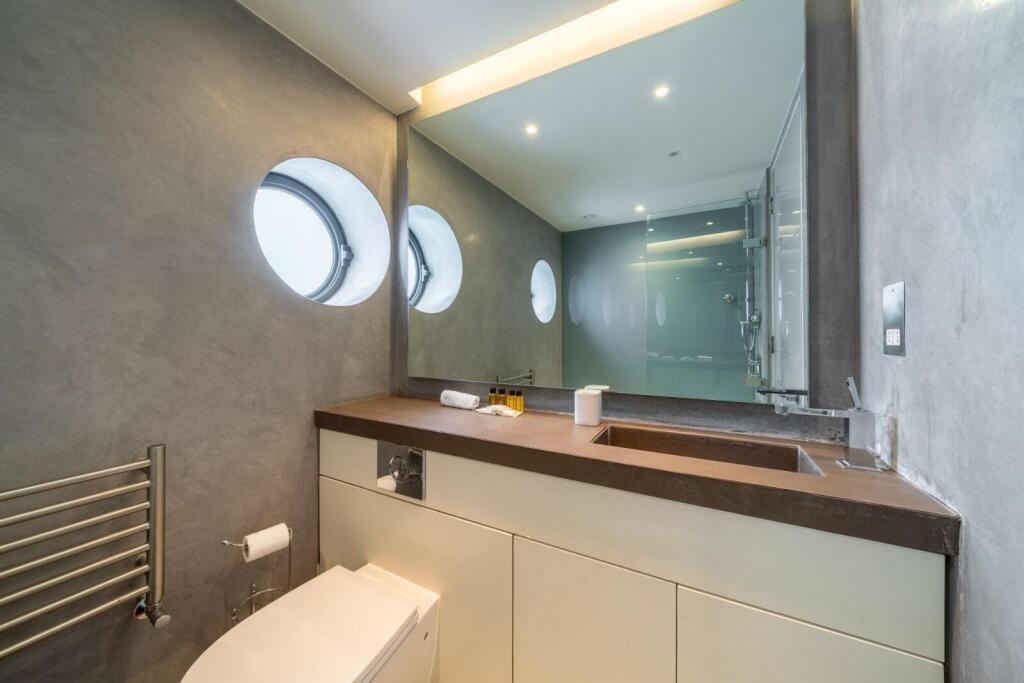 4 bedroom mews property for rent