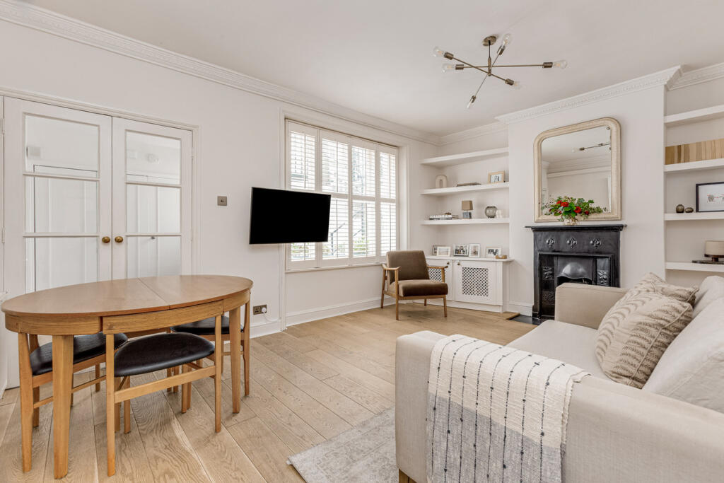 Main image of property: Kempsford Gardens, London, SW5