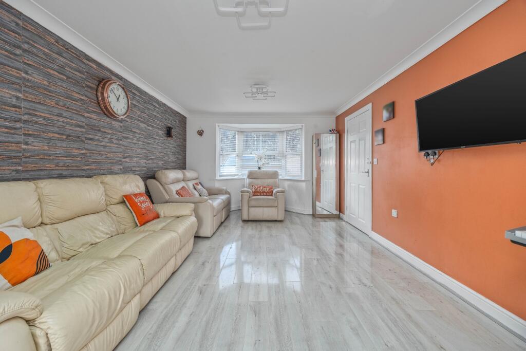House in Sandwell, West Midlands - View 4