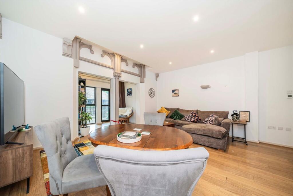 Apartment in London - View 3