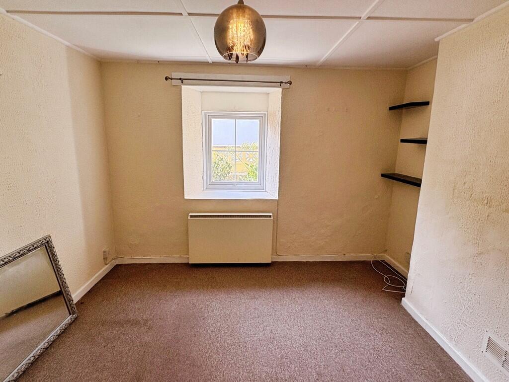 House in Truro - View 4