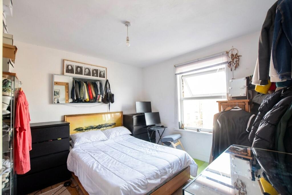 House in Epsom and Ewell, Epsom - View 5