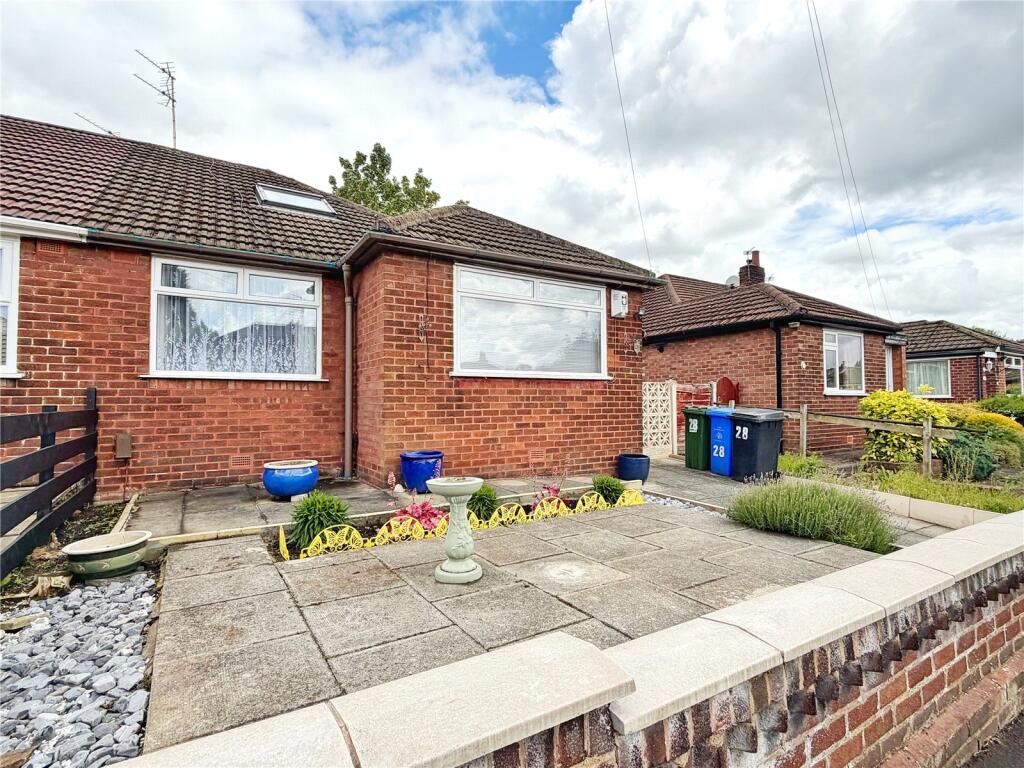 Main image of property: Kelson Avenue, Ashton-under-Lyne, Greater Manchester, OL7