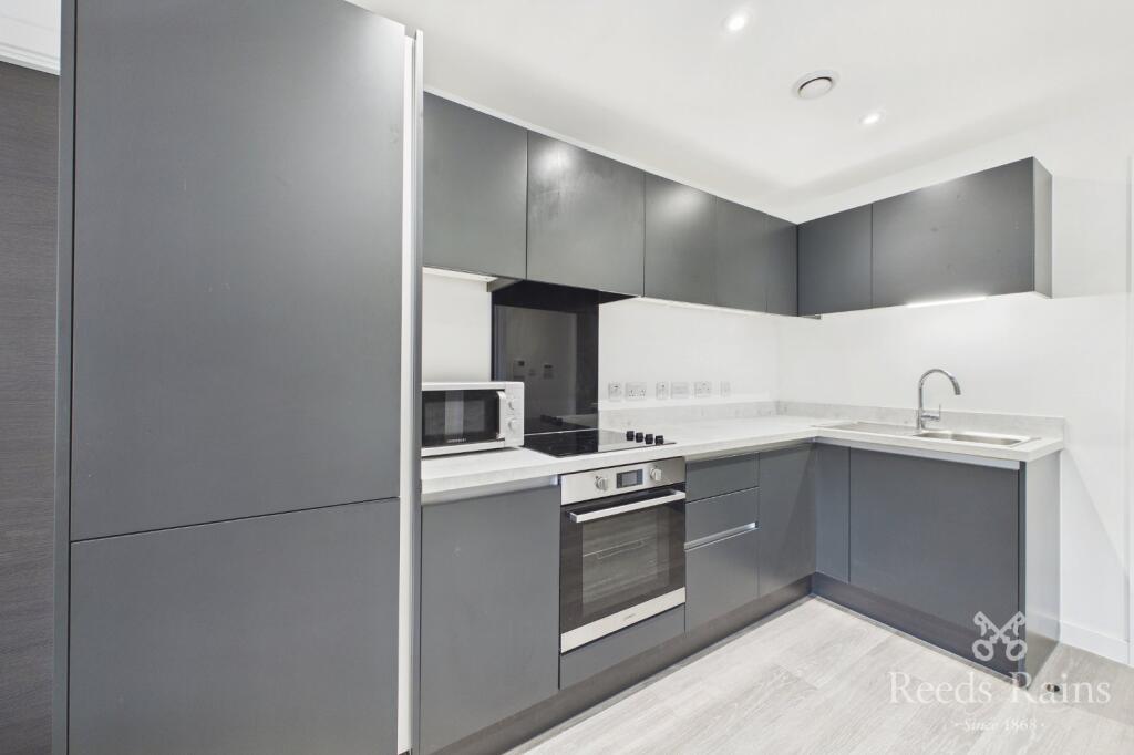 Apartment in Salford, Ordsall - View 3