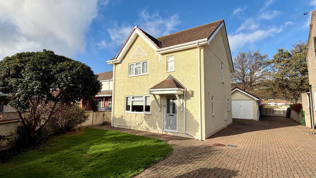 Main image of property: Eryl Place, Llandudno