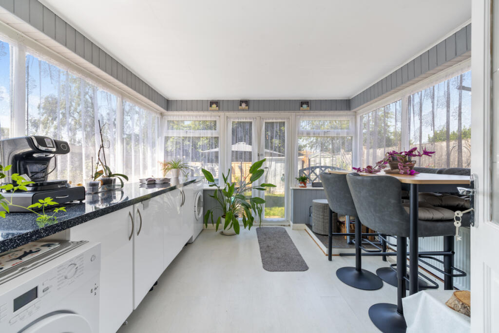 Kings Drive, Pagham, West Sussex - View 3