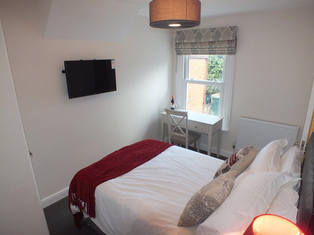 Main image of property: Curzon Street, Reading