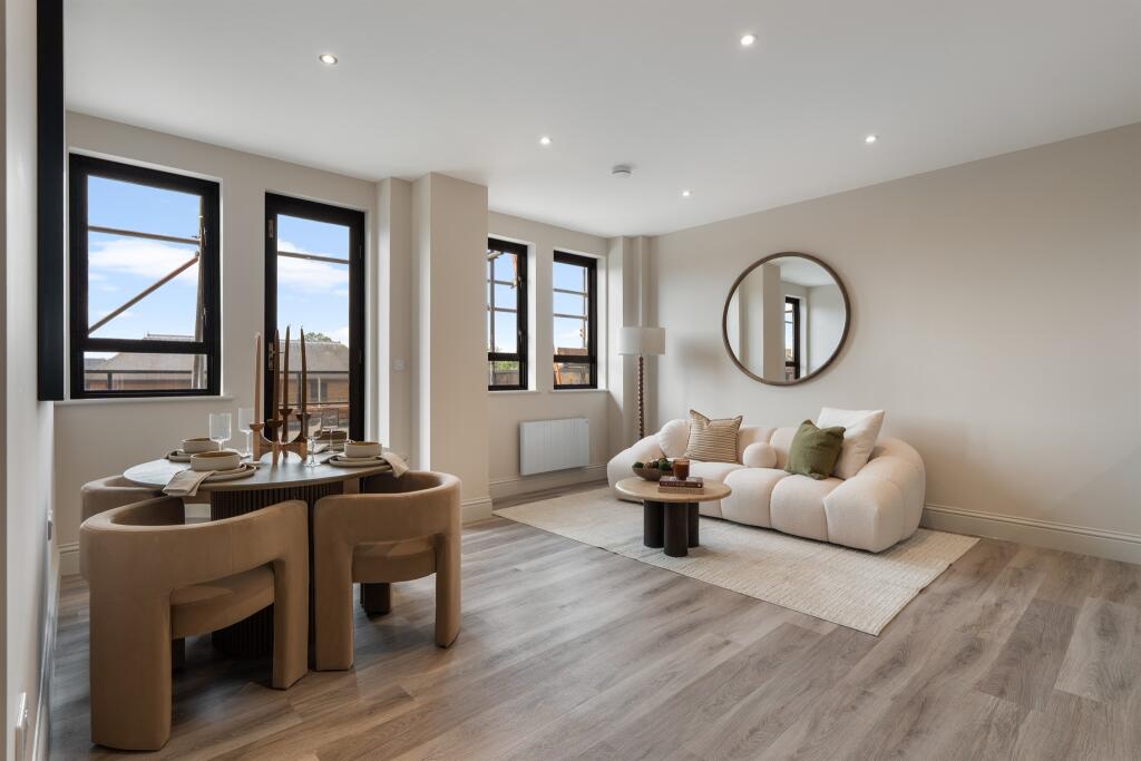 Main image of property: Upper Market Street, Eastleigh