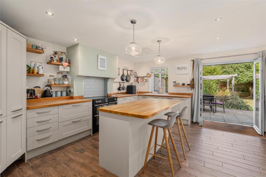 House in Northampton - More