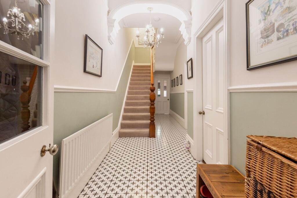 House in Newcastle upon Tyne - More