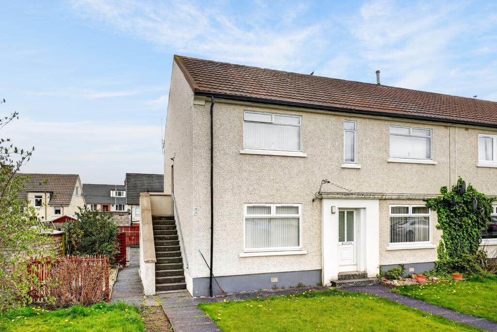 Main image of property: 40 East Park Drive, Kilmaurs, KA3 2QP