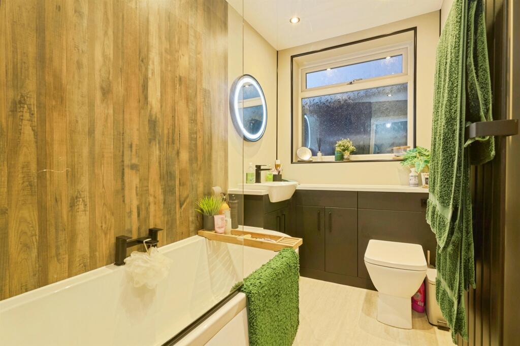 Additional image 8 of Longhouse Drive, Denholme, Bradford