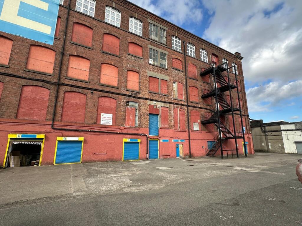 Main image of property: Lairds Complex, 300 Swanston Street, Glasgow, G40 4HW