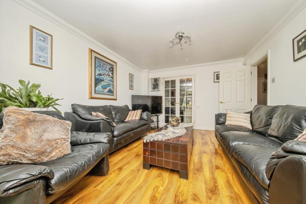 House in East Suffolk, Rushmere St Andrew - More