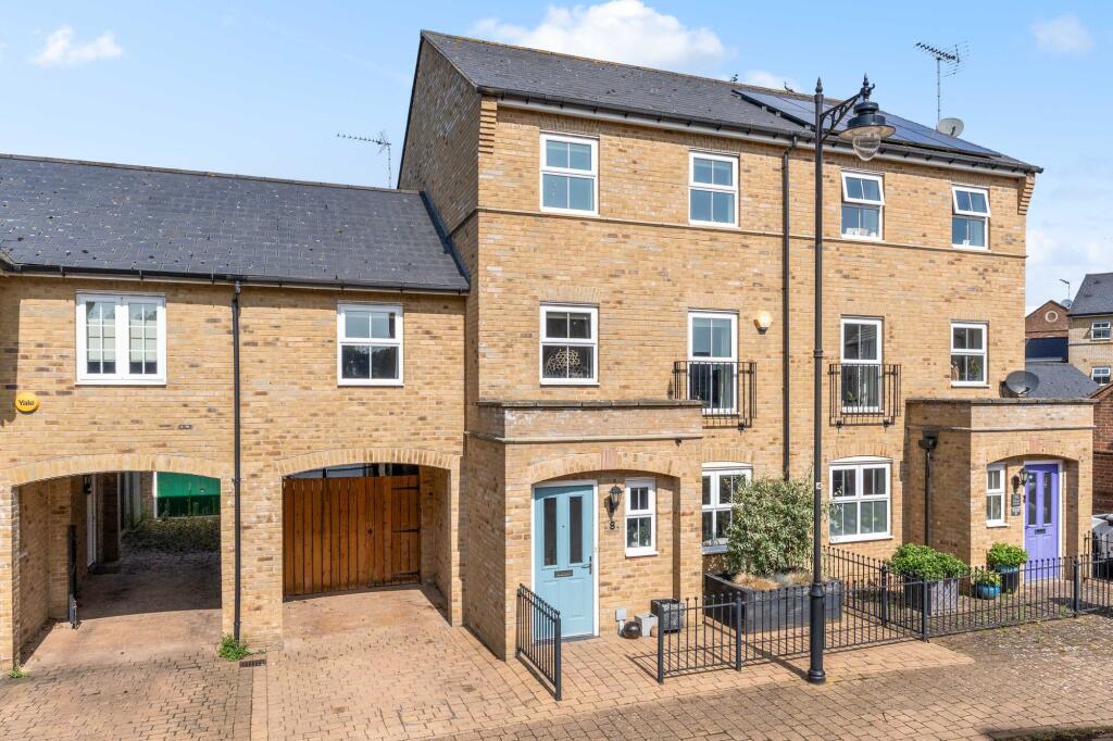 Main image of property: Felstead Crescent, Stansted, CM24