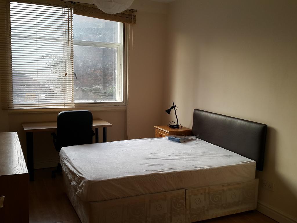 Apartment in Manchester - View 4