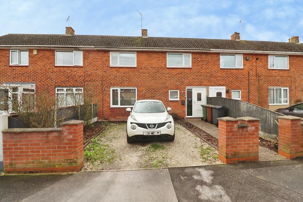 2-bed terraced on Tulipwood Avenue, Lincoln, £170,000