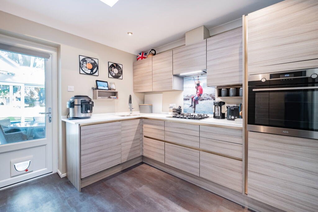 House in Tonbridge - View 4