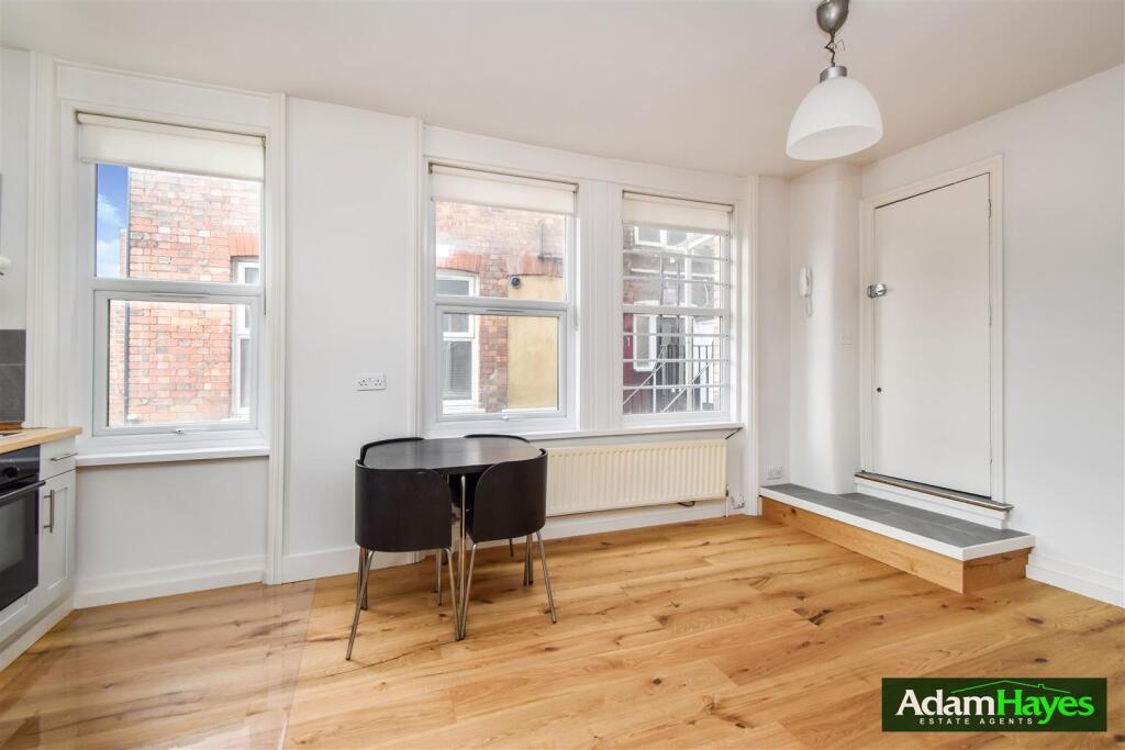 Apartment in London - View 4