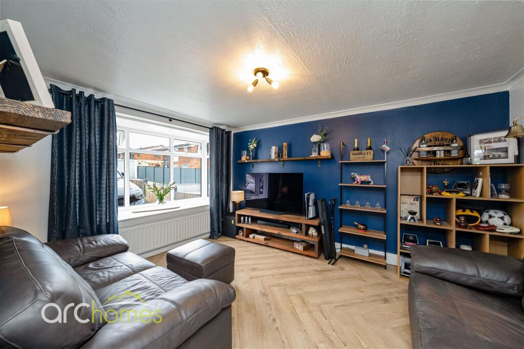 Highfield Avenue, Atherton, Manchester - More