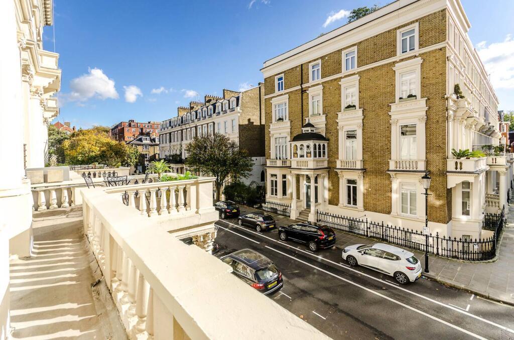 Earls Court Square, Earls Court, London, SW5