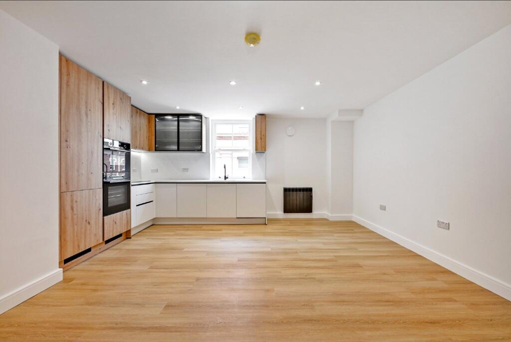 Main image of property: Lombard Street, Bedminster, Bristol, Somerset, BS3