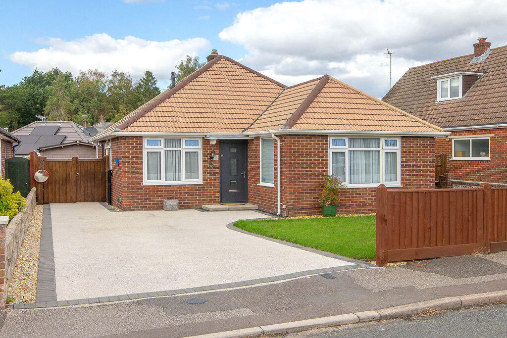 Main image of property: Marybridge Close, Rushington