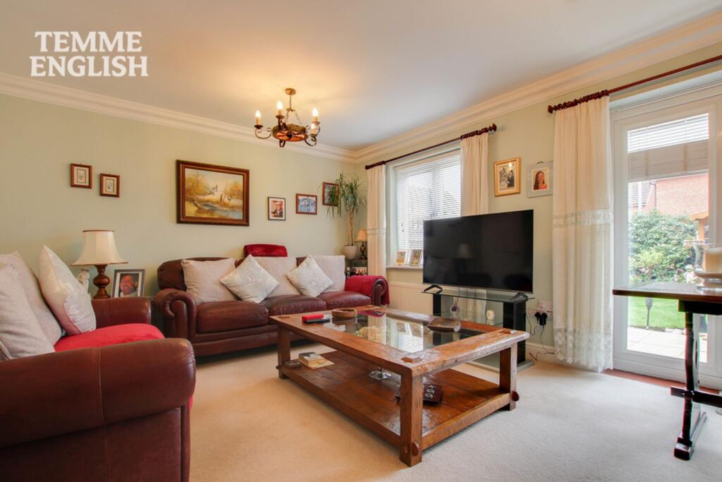 House in Basildon, Essex - More