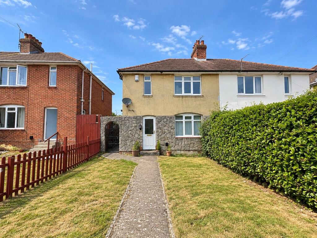Main image of property: Harefield Road, Southampton, Hampshire, SO17