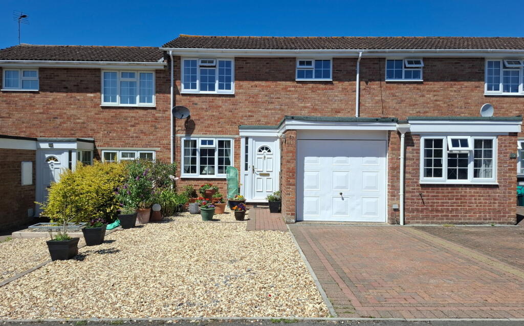 Main image of property: Dunn Crescent, Kintbury, Hungerford, RG17 9UH