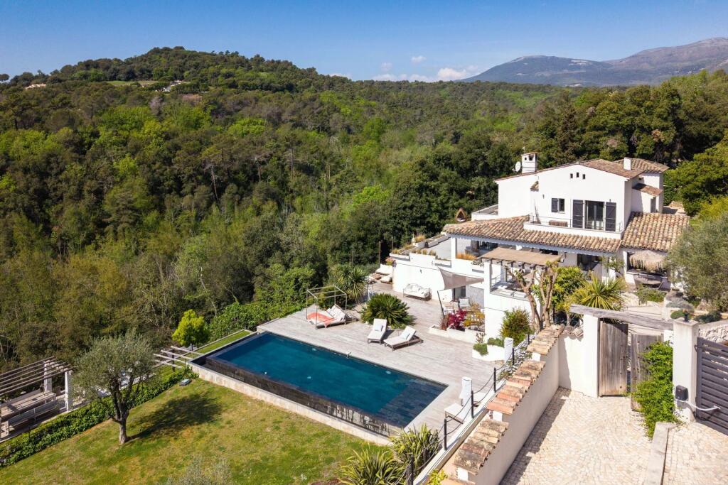 Main image of property: Provence-Alps-Cote d`Azur, Alpes-Maritimes, Saint Paul De Vence