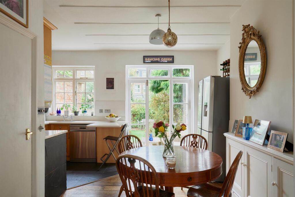 House in London - More