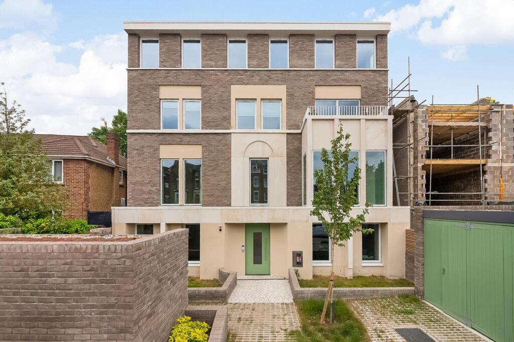 Main image of property: Manor Park, SE13