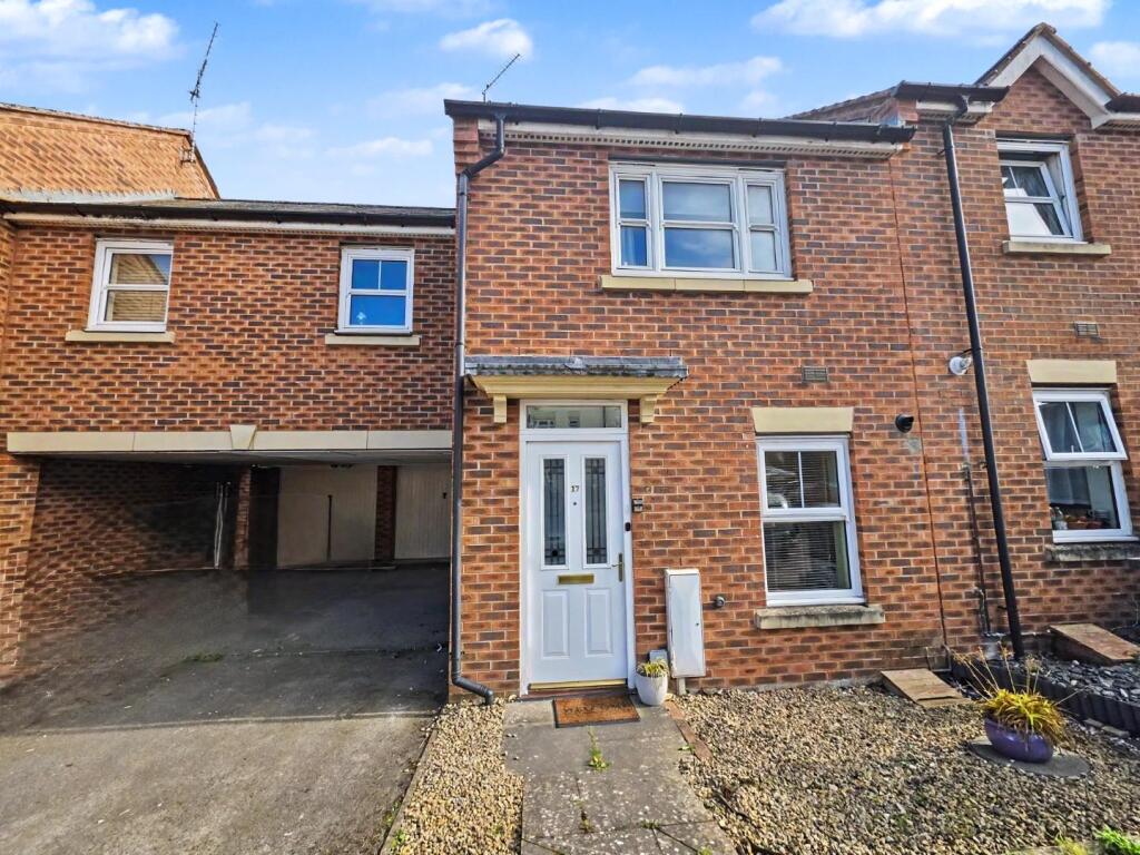 Main image of property: Sissinghurst Close, Rugby