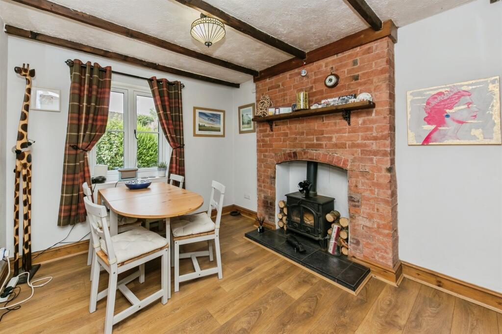 House in Staffordshire Moorlands, Alton - View 4