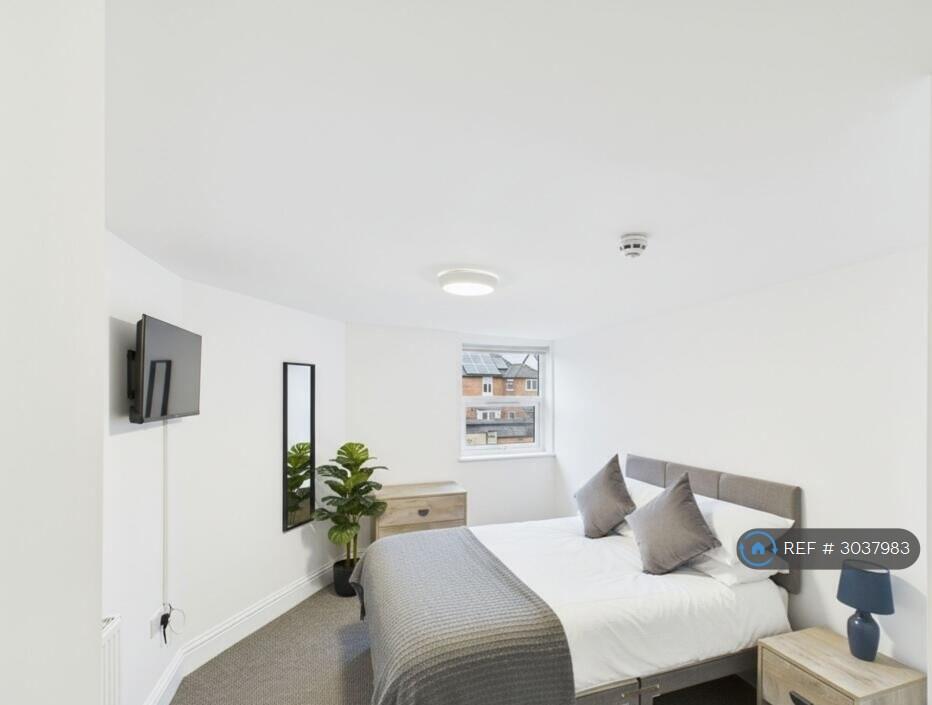Main image of property: Kingsholm Road, Gloucester, GL1