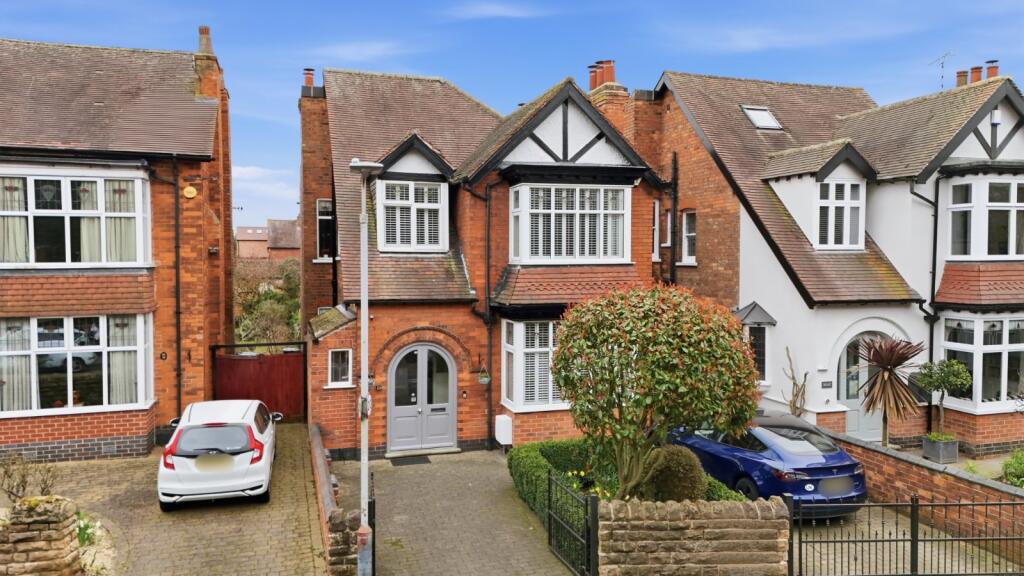 Main image of property: Albert Road, West Bridgford, Nottingham, Nottinghamshire, NG2