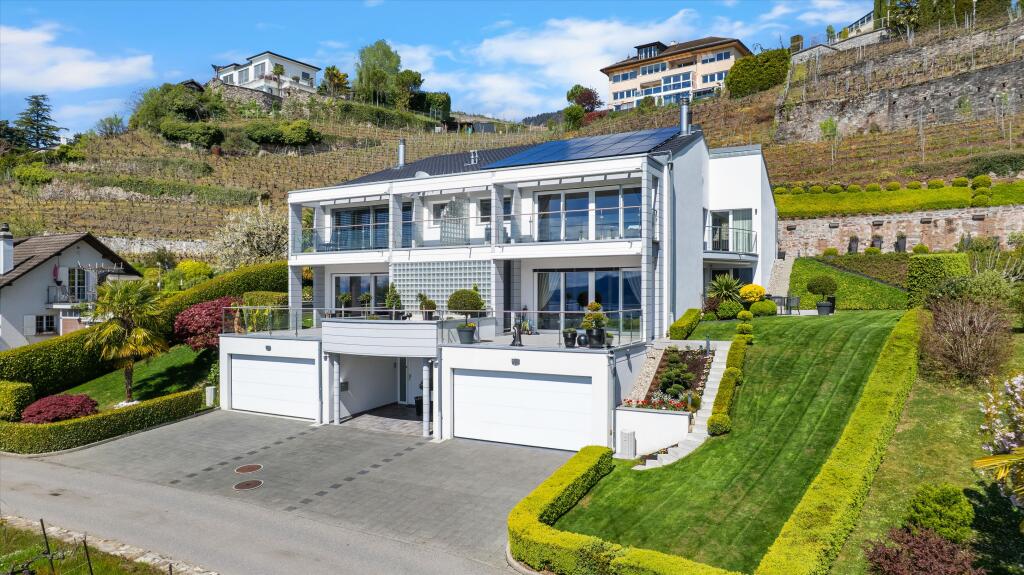 Main image of property: Vaud, Montreux