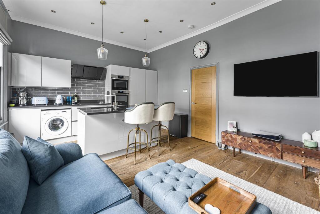 Apartment in London - View 4