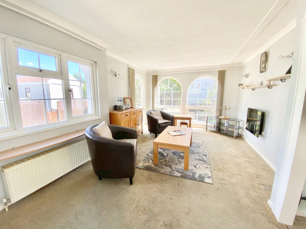 House in Basingstoke and Deane, Oakley - View 5