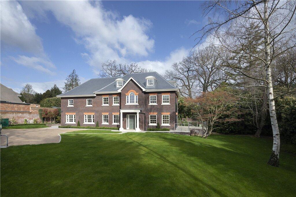 Main image of property: Moor Park Gardens, Kingston Upon Thames, KT2