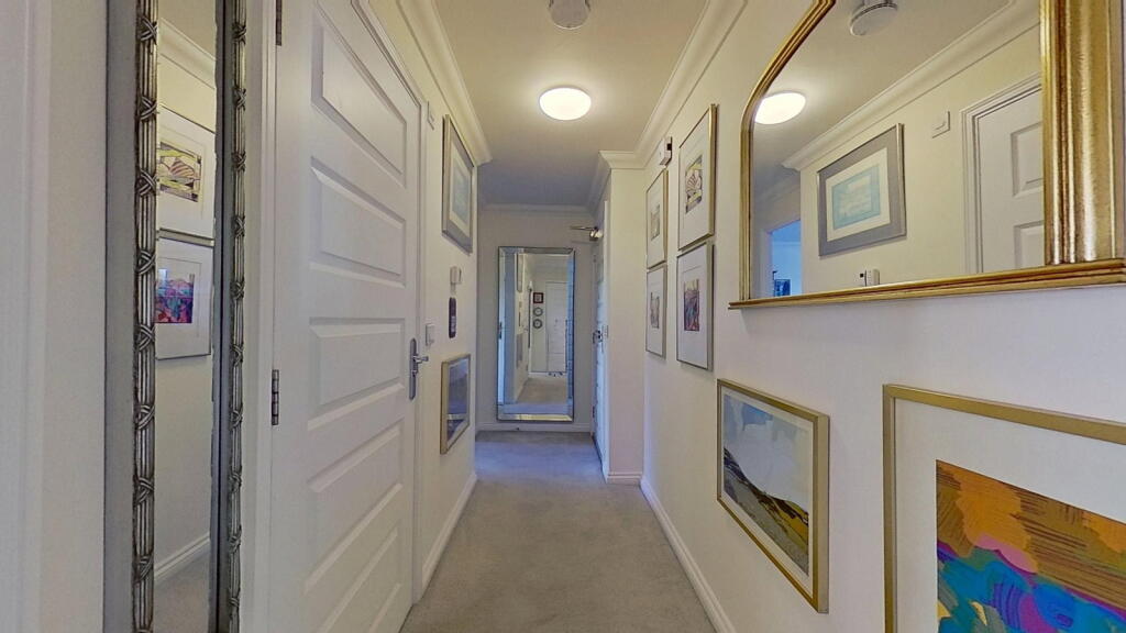 Apartment in Canterbury - More