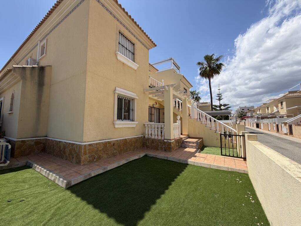 Main image of property: Valencia, Alicante, Villamartin