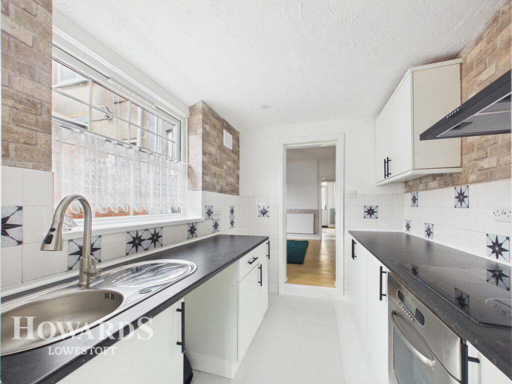 House in East Suffolk, Lowestoft - View 3