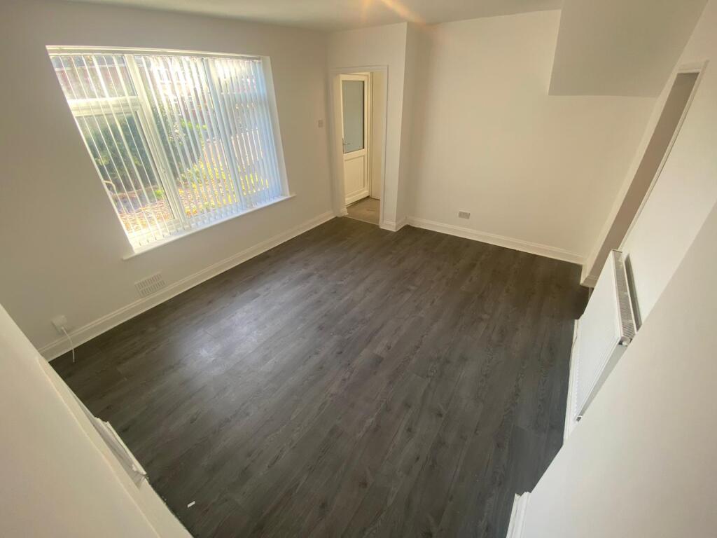 House in Walsall, Harden - View 4