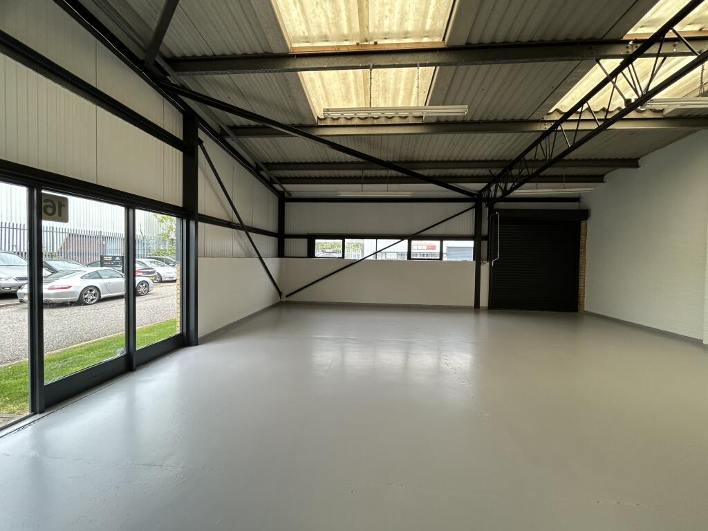 Unit 16 with personnel entrance and separate roller shutter access