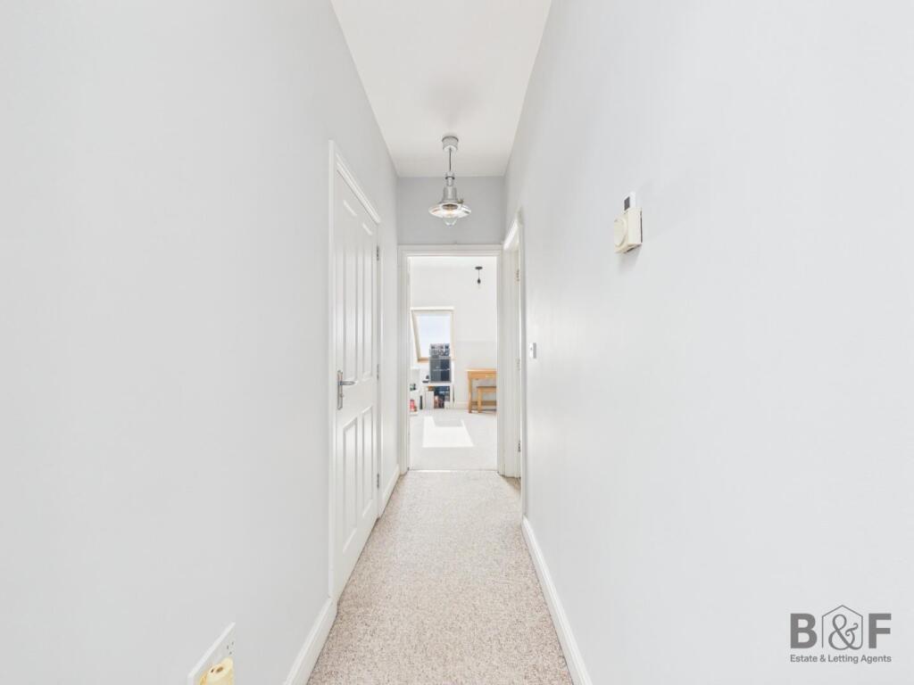 Apartment in Bristol - More
