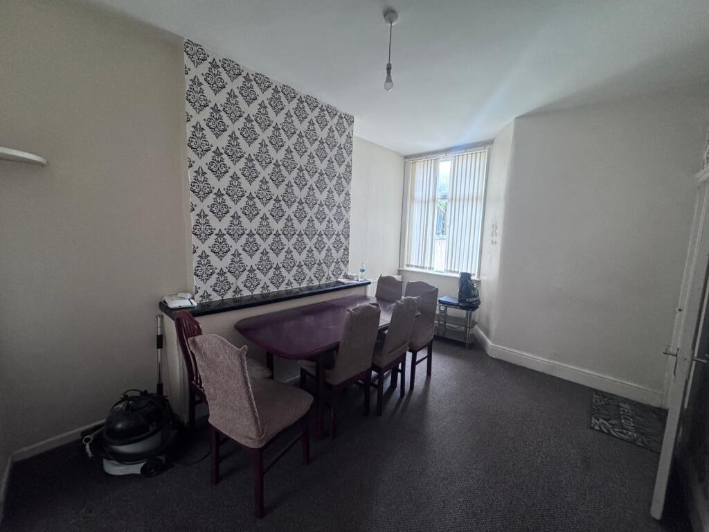 House in Manchester, Old Trafford - View 4