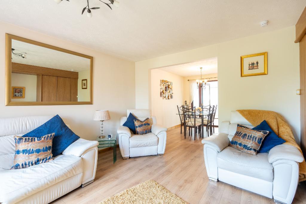 Franchi Drive, Stenhousemuir, FK5 4DX photo 4