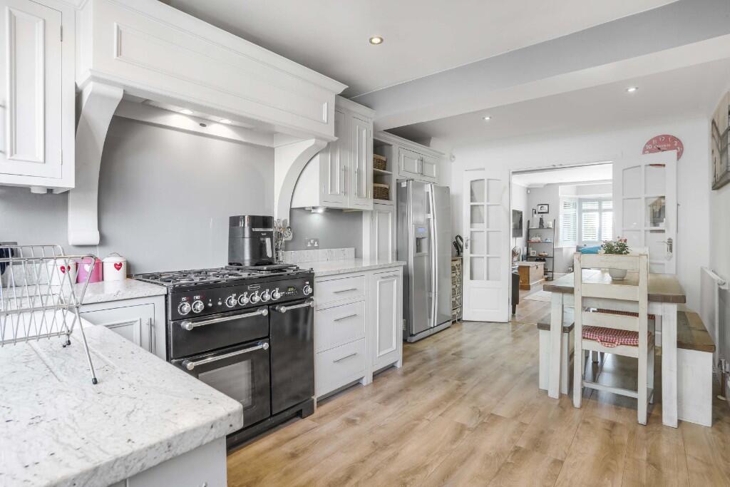 House in Guildford, Westborough - View 4